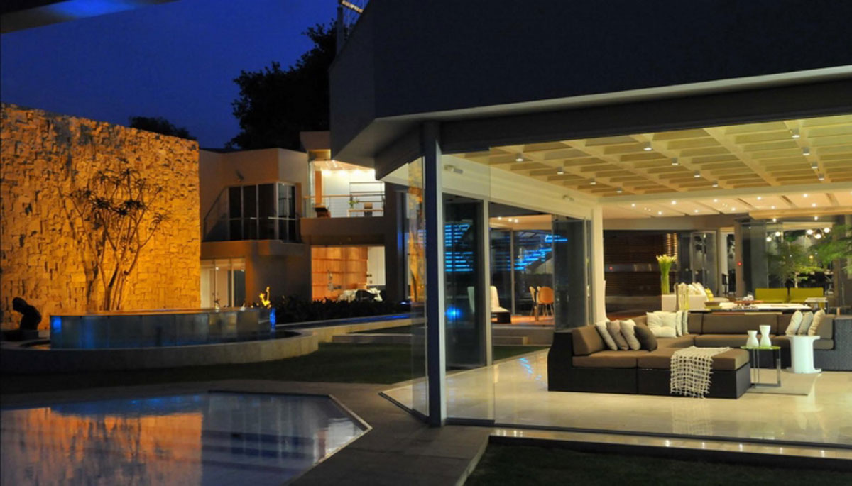 Glass House by Nico van der Meulen - lounges